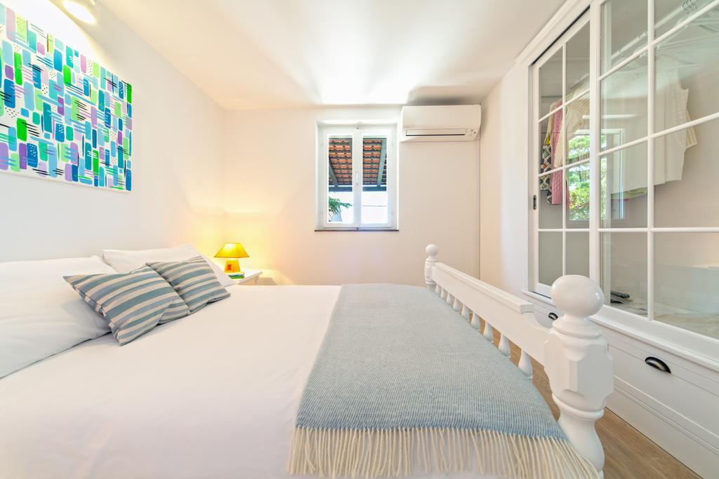 Villa Skalinada, 8 Persons, Private Pool, Baška Voda Værelse billede