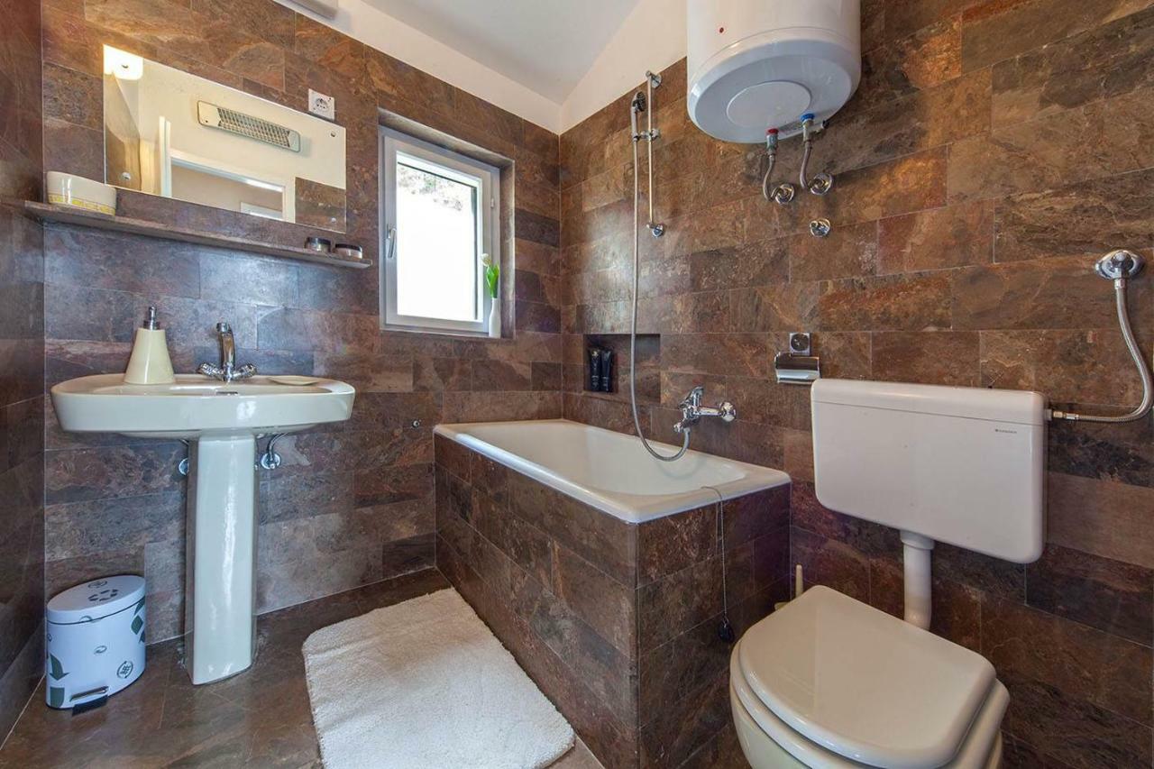 Villa Skalinada, 8 Persons, Private Pool, Baška Voda Eksteriør billede